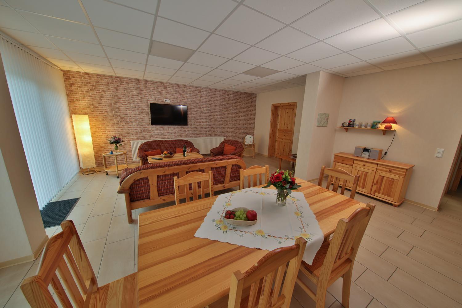 קוכם Barrierefreie 6 Personen Ferienwohnung Im Landhausstil מראה חיצוני תמונה
